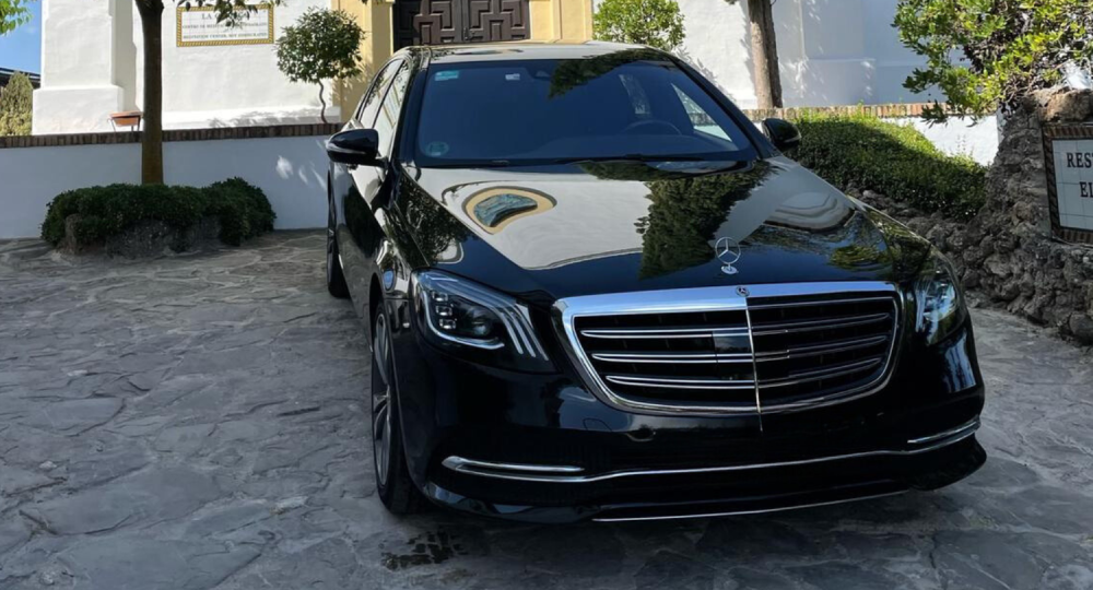 Alquiler de vehículos de lujo con conductor en Málaga